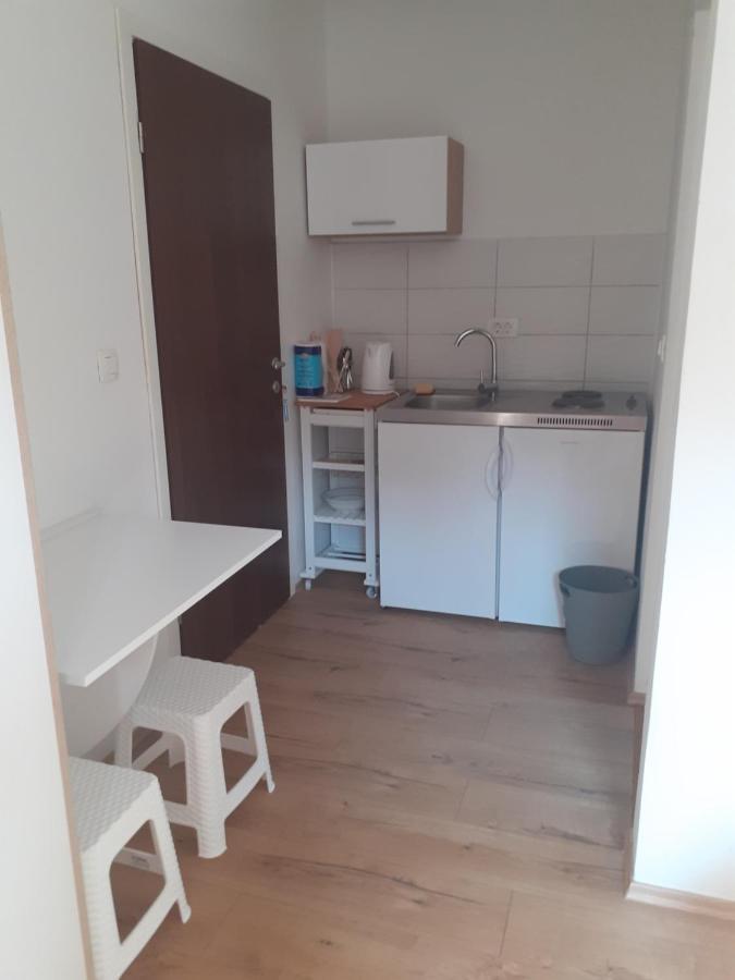 Apartman Nikki II Maranovici Ngoại thất bức ảnh